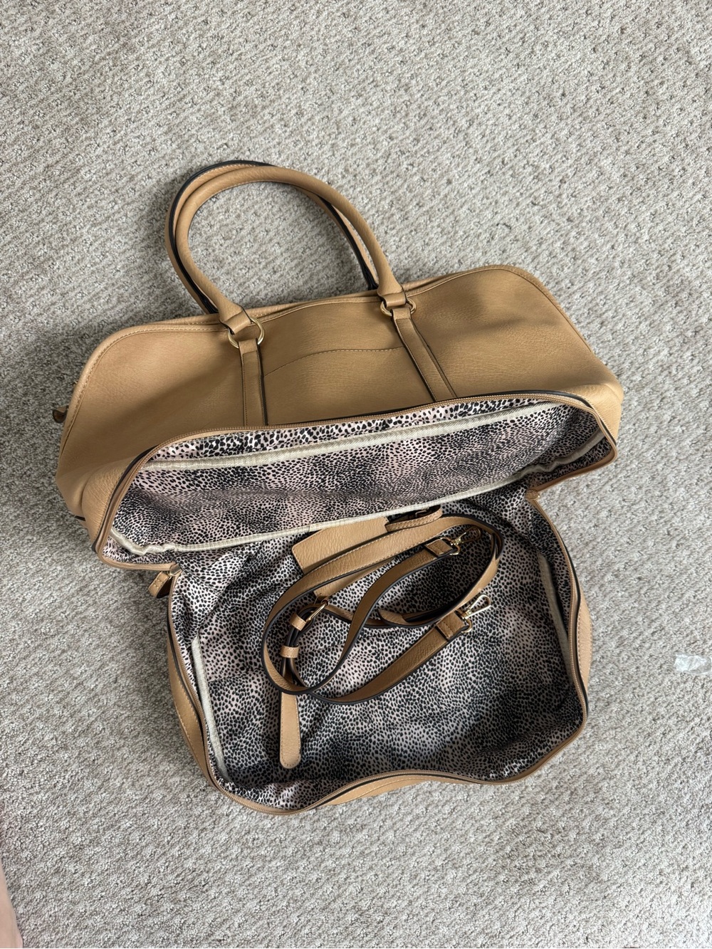 NWOT Sole Society Mason Weekend Bag - vegan leather